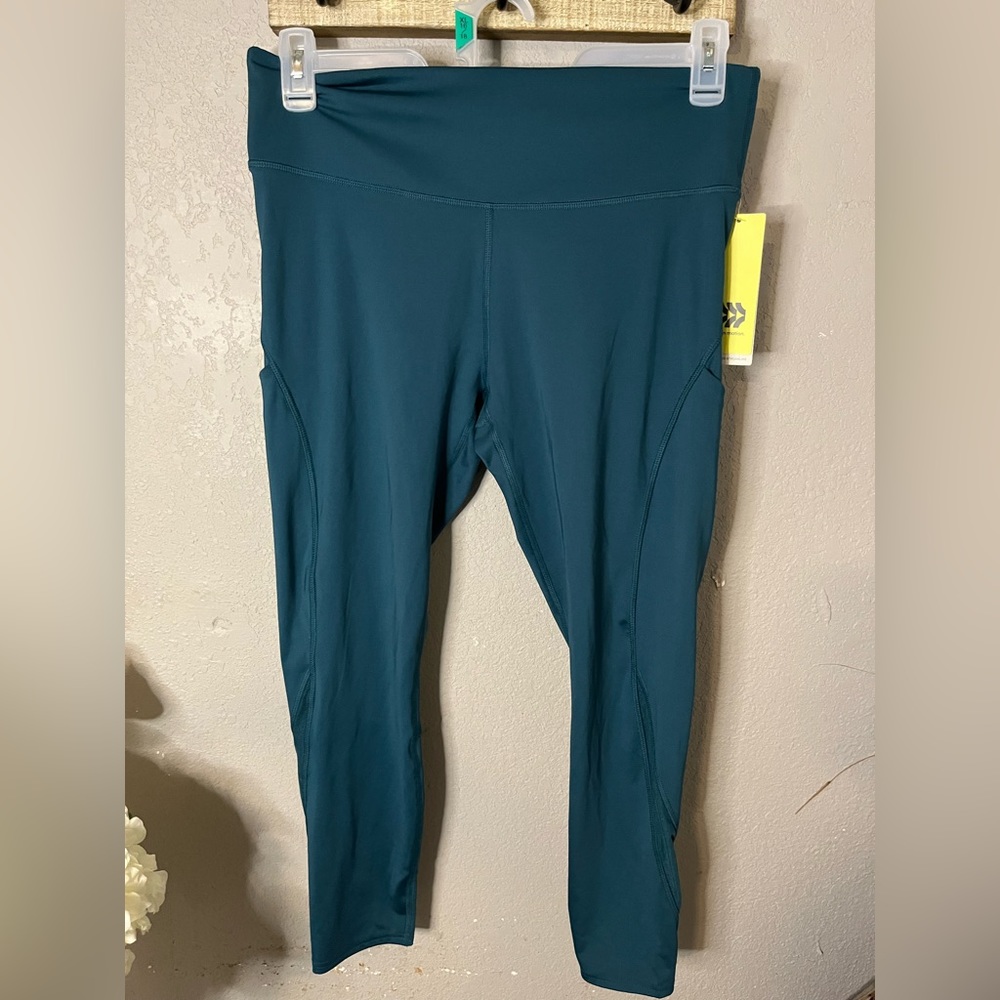 Old navy elevate legging